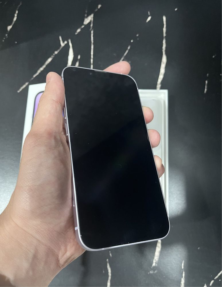 iPhone 14 128GB (Сиреневый) в идеальном состоянии