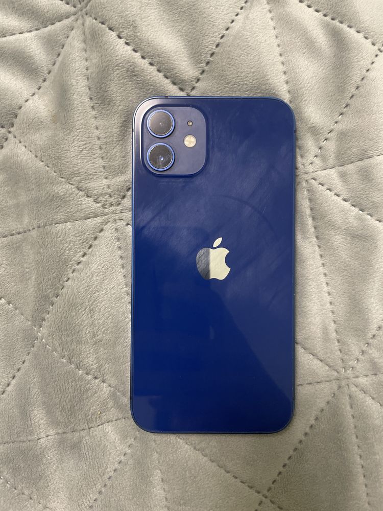 Vând Iphone 12….