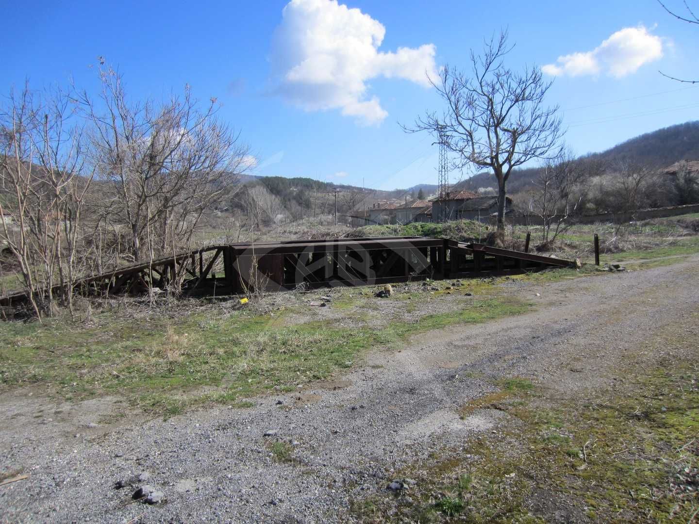 Парцел в село Веселиново