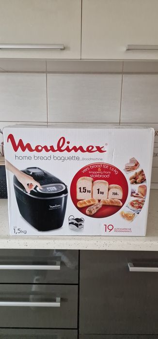 Mașină de făcut pâine Moulinex nouă