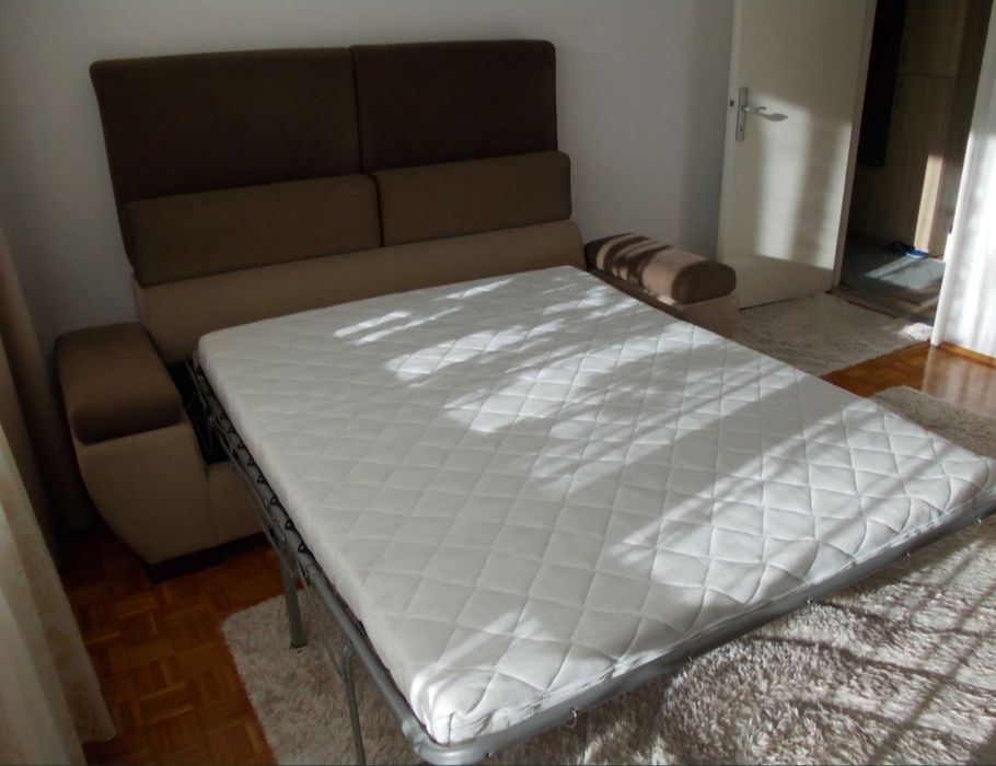 Canapea extensibila pat matrimonial  produs Nou