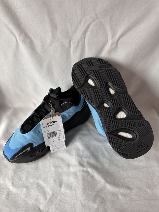Adidas Yeezy 700 MNVN,marime 42