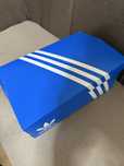 Чисто нови маратонки adidas