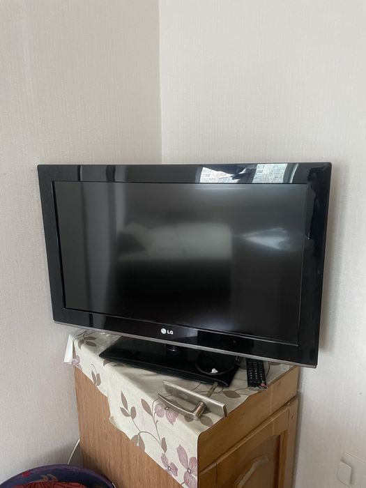 Телевизор рабочи LG