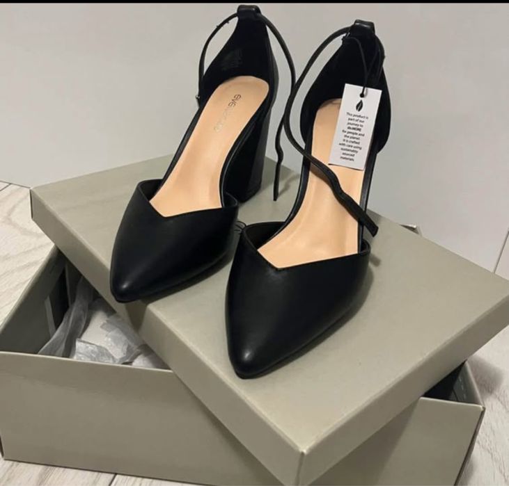 Pantofi noi cu etichetă Even&Odd mărimea 35