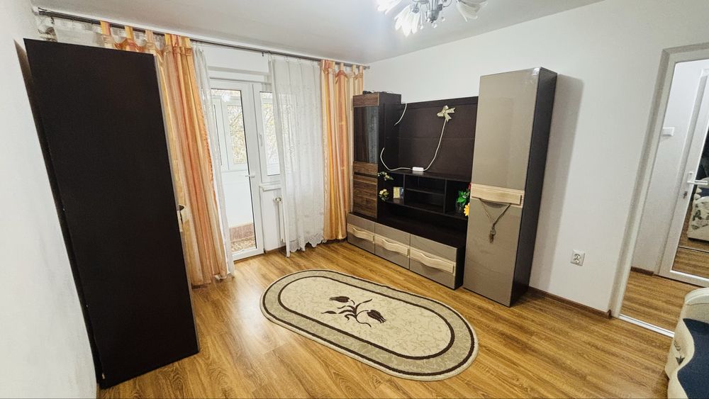 Inchiriez apartament 2 camere