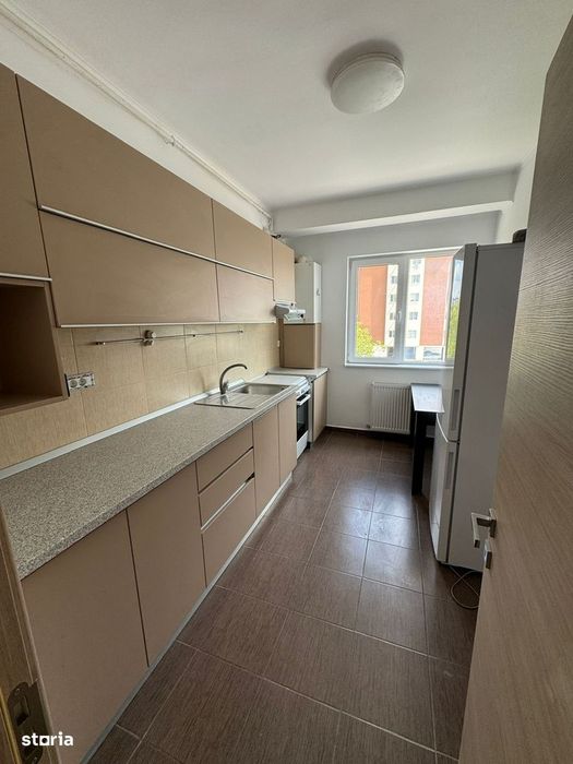 Bucatarie mobilata! 2 camere decomandat,Berceni-Apărătorii Patriei