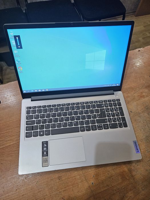 Ноутбук Lenovo рабочий