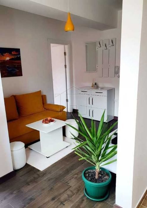 Дава се под наем Двустаен апартамент в Пловдив, Тракия - 61 кв.м за 178.5 € - Снимка #1