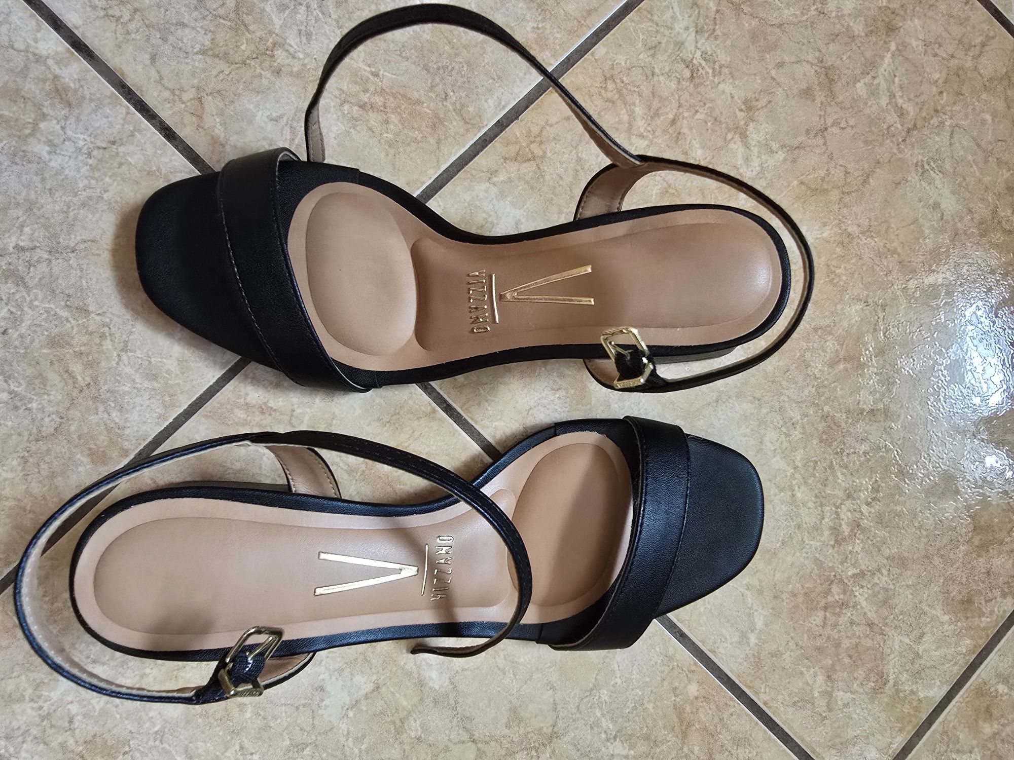 Sandale negre  NOI 38