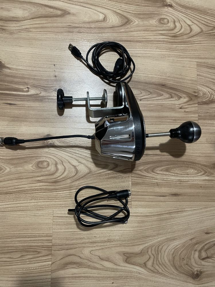 Комплект Thrustmaster t300rsgt Thrustmaster th8a