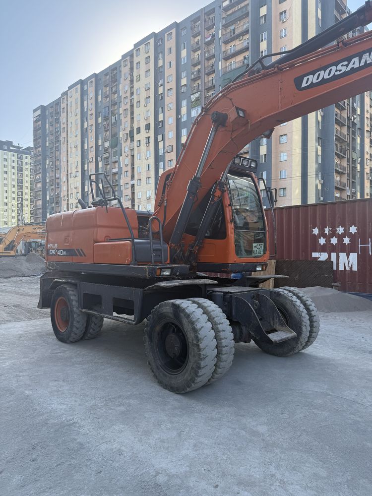 Продается Doosan Dx140