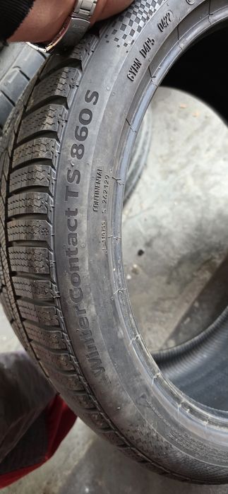 Гуми 2бр 275/35/19 - 420лв