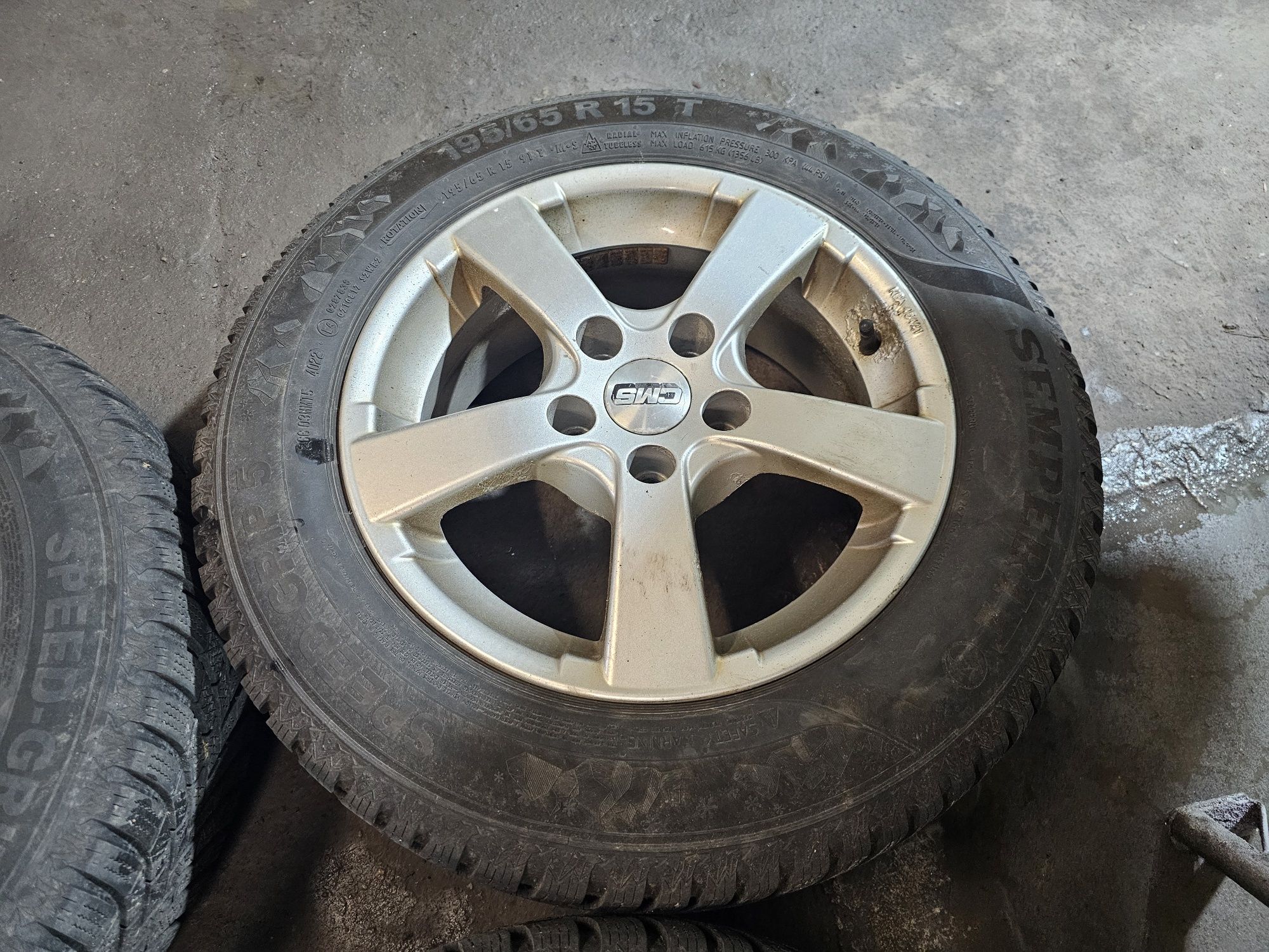 4бр лети джанти 15' 5x110, с гуми SEMPERIT DOT23 OPEL