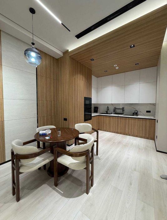 Срочно!!! Сдаётся квартира в ЖК Poytaxt Gavhari 2/2/10 901*