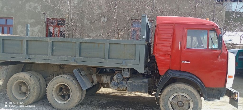 Kamaz 1987 yil mator qilingan holati yaxshi