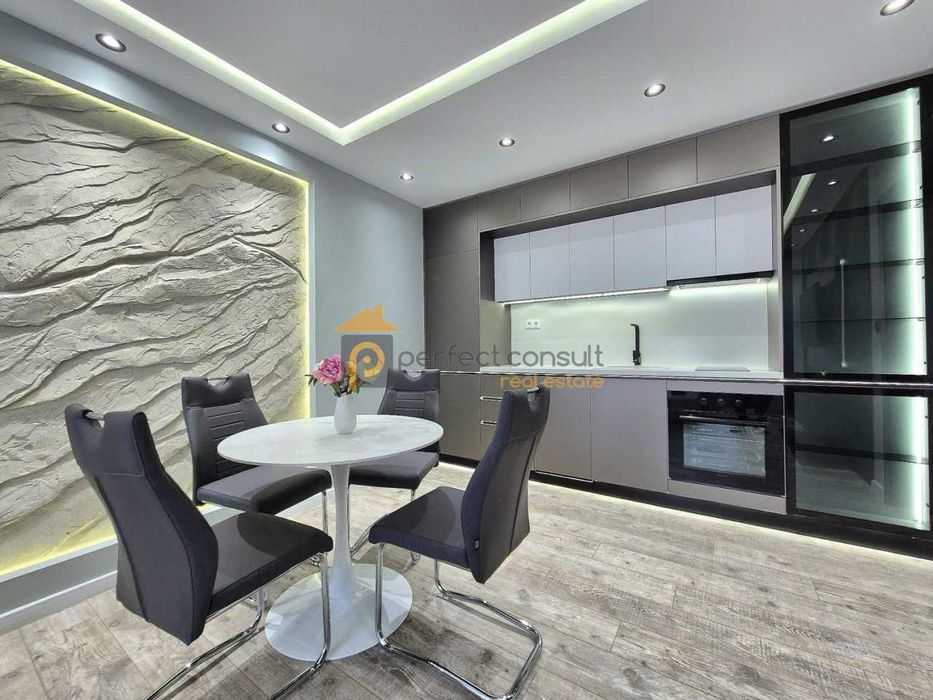 Продава се Тристаен апартамент в Пловдив, Тракия - 68 кв.м за 2280 €/кв.м - Снимка #4