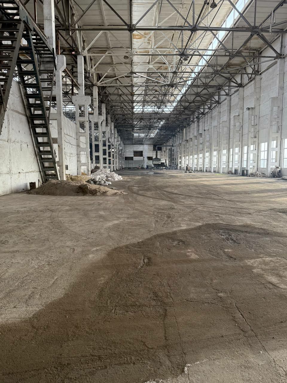 Продаётся и сдаётся в аренду производственная база.