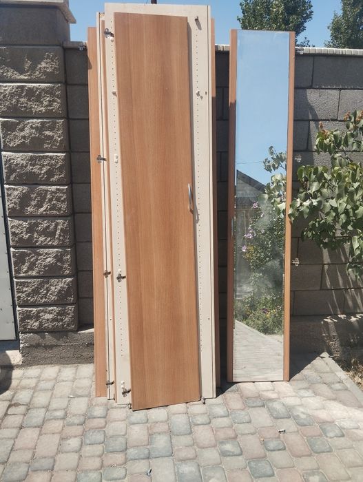 Шкаф шифоньер хор