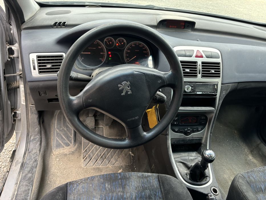 Peugeot 307 SW 1.6i Пежо 307 1.6и на части!