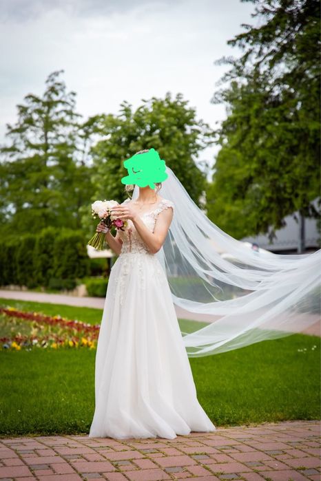 Vând rochie de mireasă