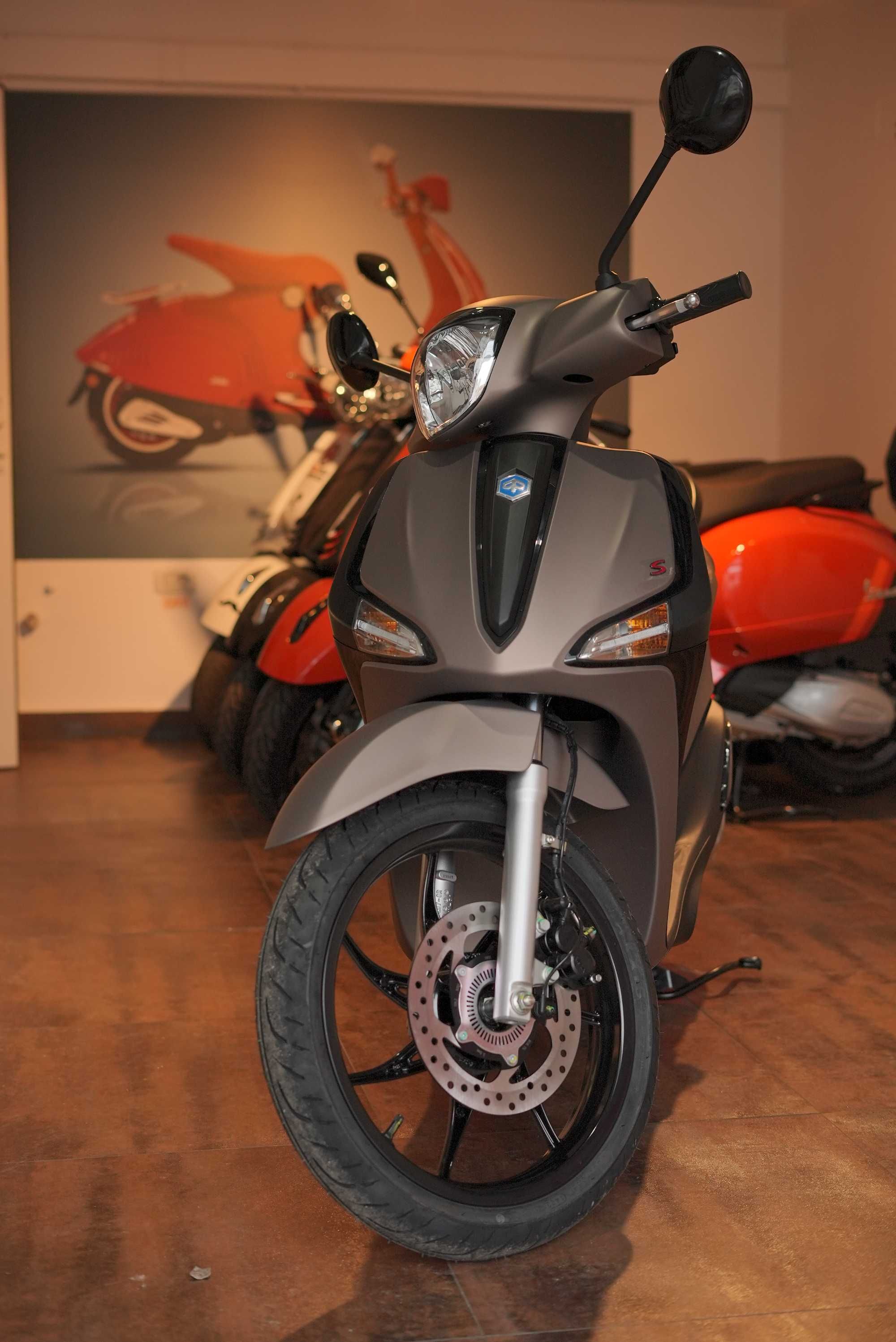 Scuter Piaggio Liberty S 125cc ABS Nou!