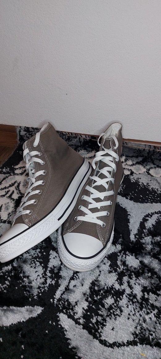 Teneşi Converse originali