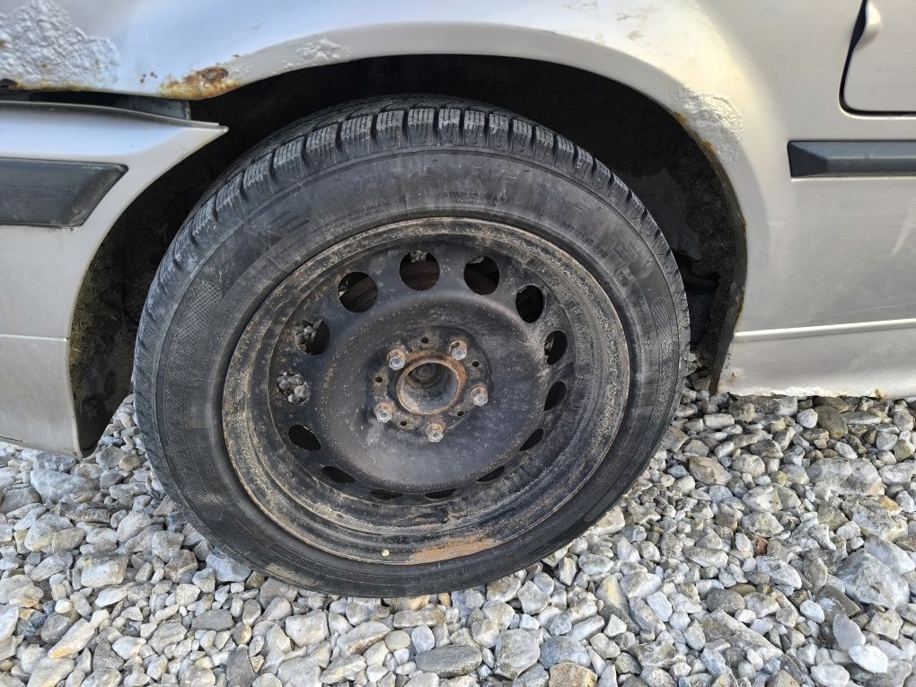 BMW E36 1.6 на части