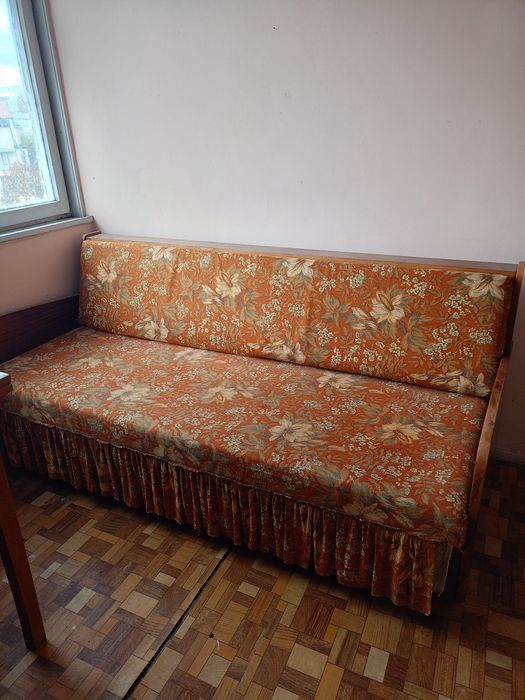 Мебели в добро състояние