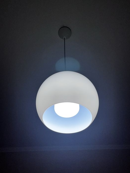 продается люстра