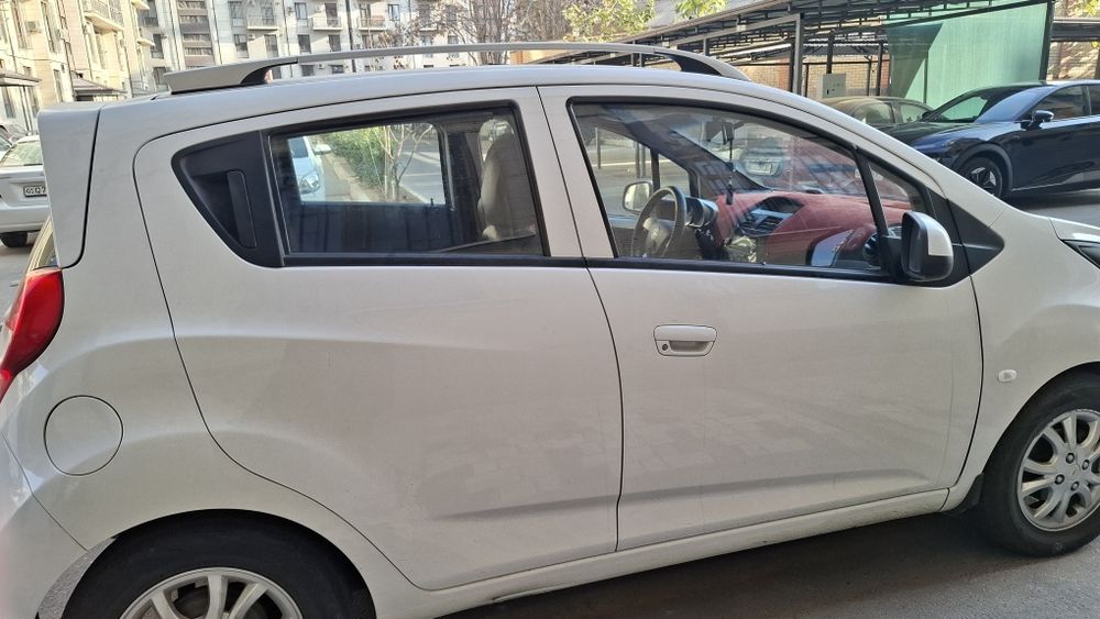 8 йиллик тажрибага эга