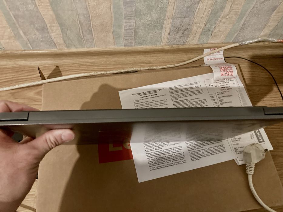 Лаптоп Lenovo IdeaPad Slim 3 Оставаща Гаранция до 2026 г