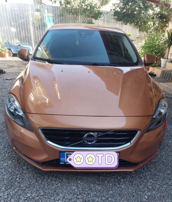 Volvo V40 D2 2014