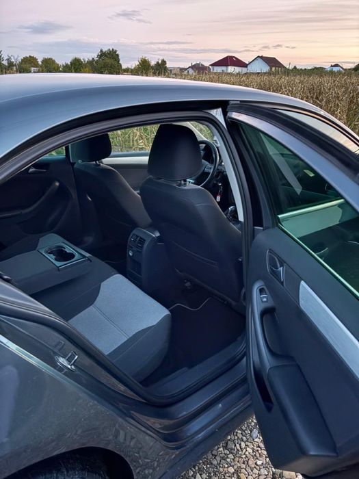 Volkswagen Jetta Hybrid