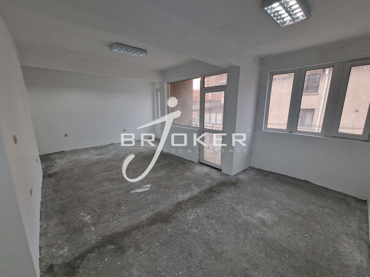 Продава се Магазин в Хасково, Хисаря - 161 кв.м за 380 €/кв.м - Снимка #9