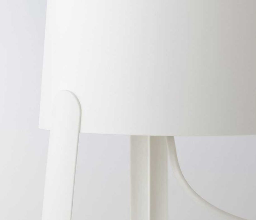 Lampa de masa, alba