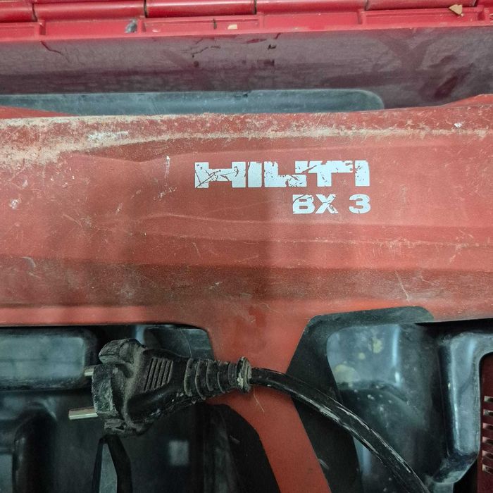 Pistol Pneumatic Cuie Hilti BX 3 L Cutie Full Zeus Amanet Rahova 33993