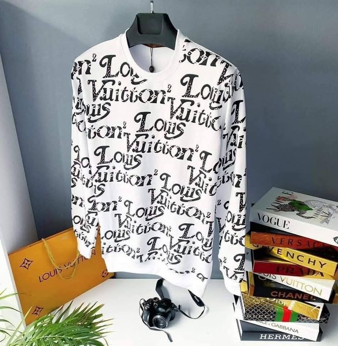 Мъжки блузи различни модели