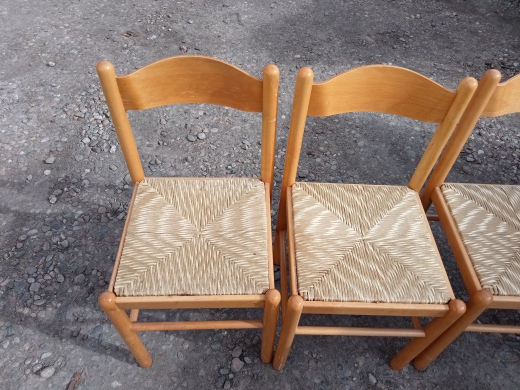 Patru scaune lemn masiv-import