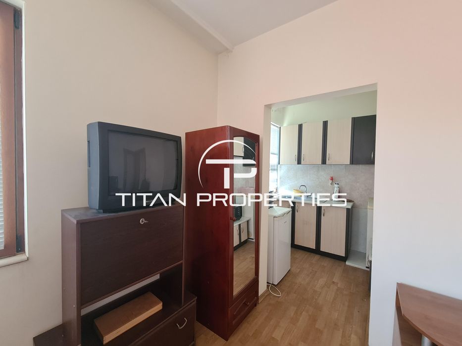 Продава се Едностаен апартамент в Пловдив, Тракия - 35 кв.м за 1858 €/кв.м - Снимка #1