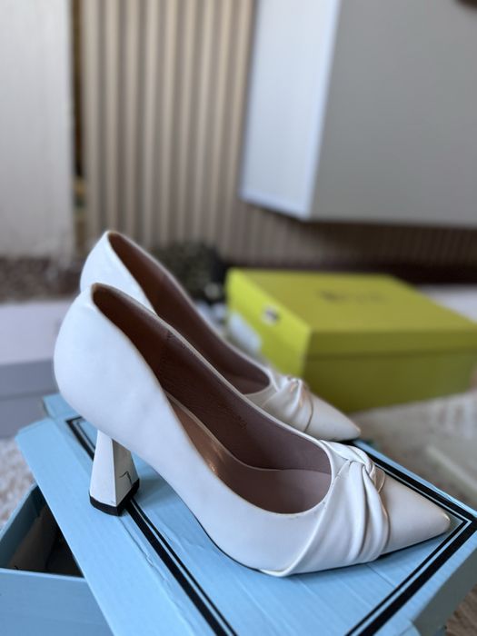 Туфли обувь в хорошем состояние