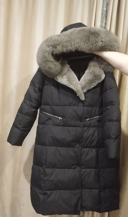 Продам зимнюю куртку женскую