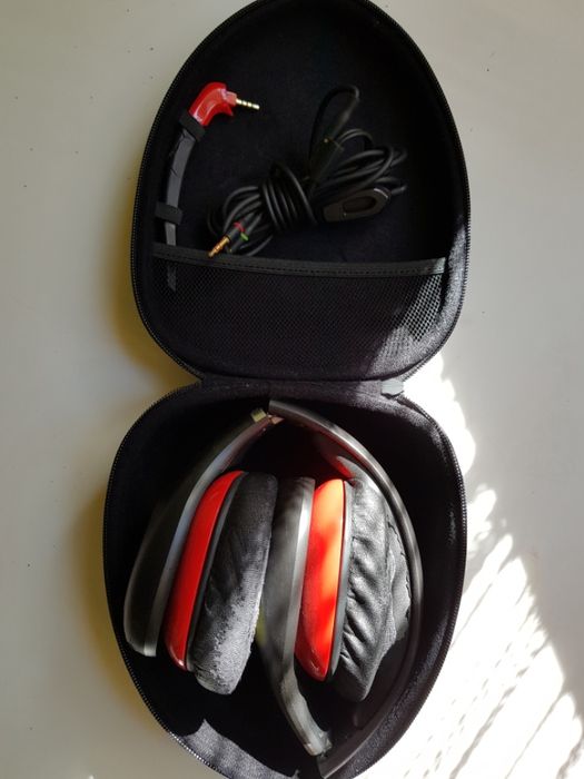 Casti Asus Vulcan Pro Gaming Headset cu microfon