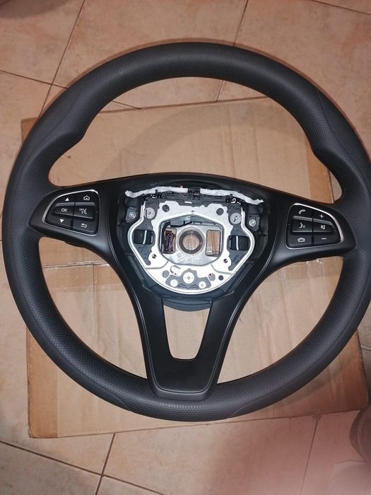 Волан за Мерцедес Вито/Виано 2012 нов