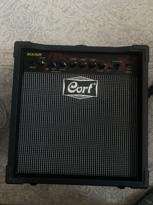 Комбоусилитель гитарный