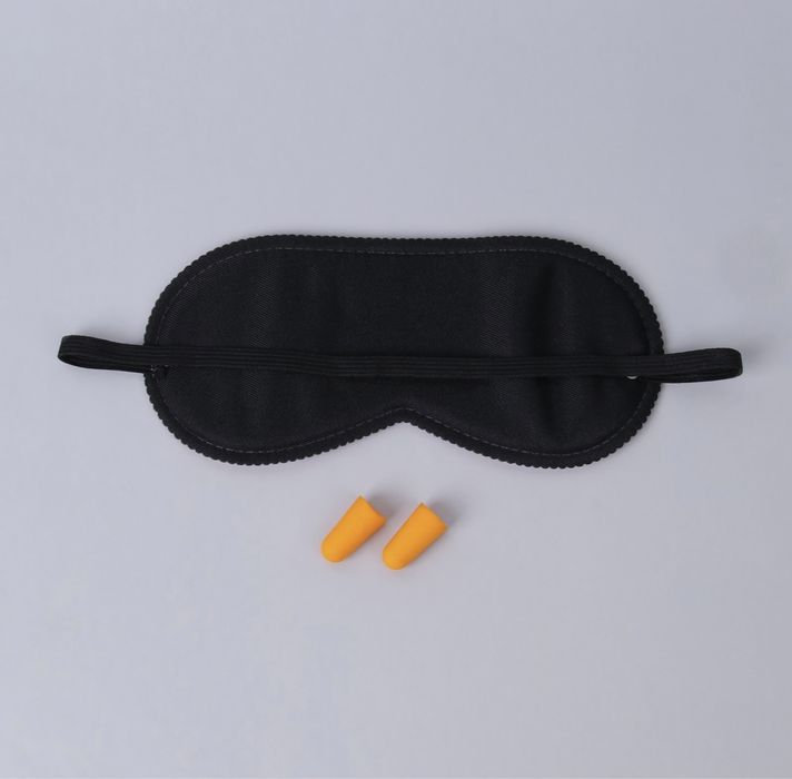 Дорожный набор: маска для сна, беруши в футляре