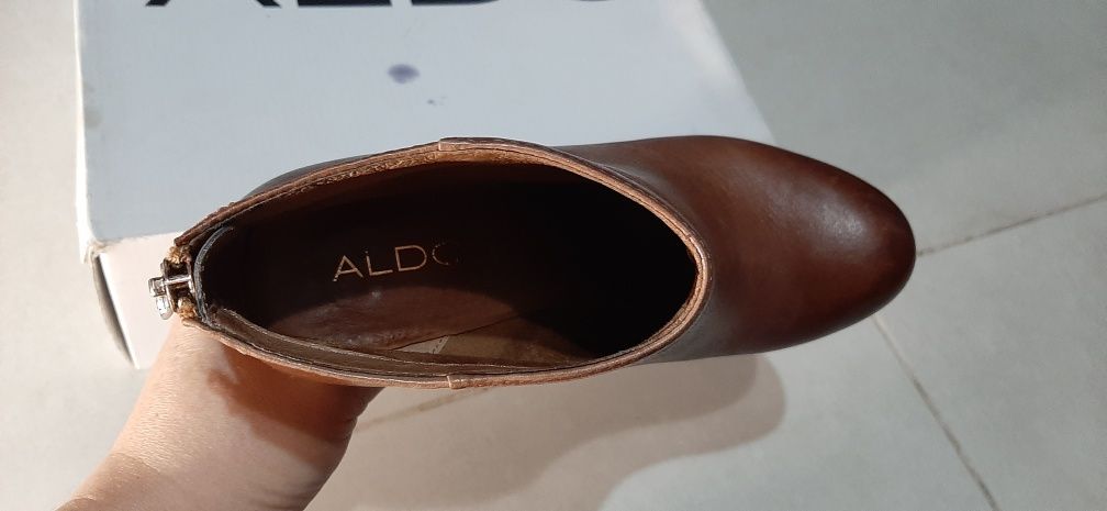 Сапоги женские осенние кожанные ALDO