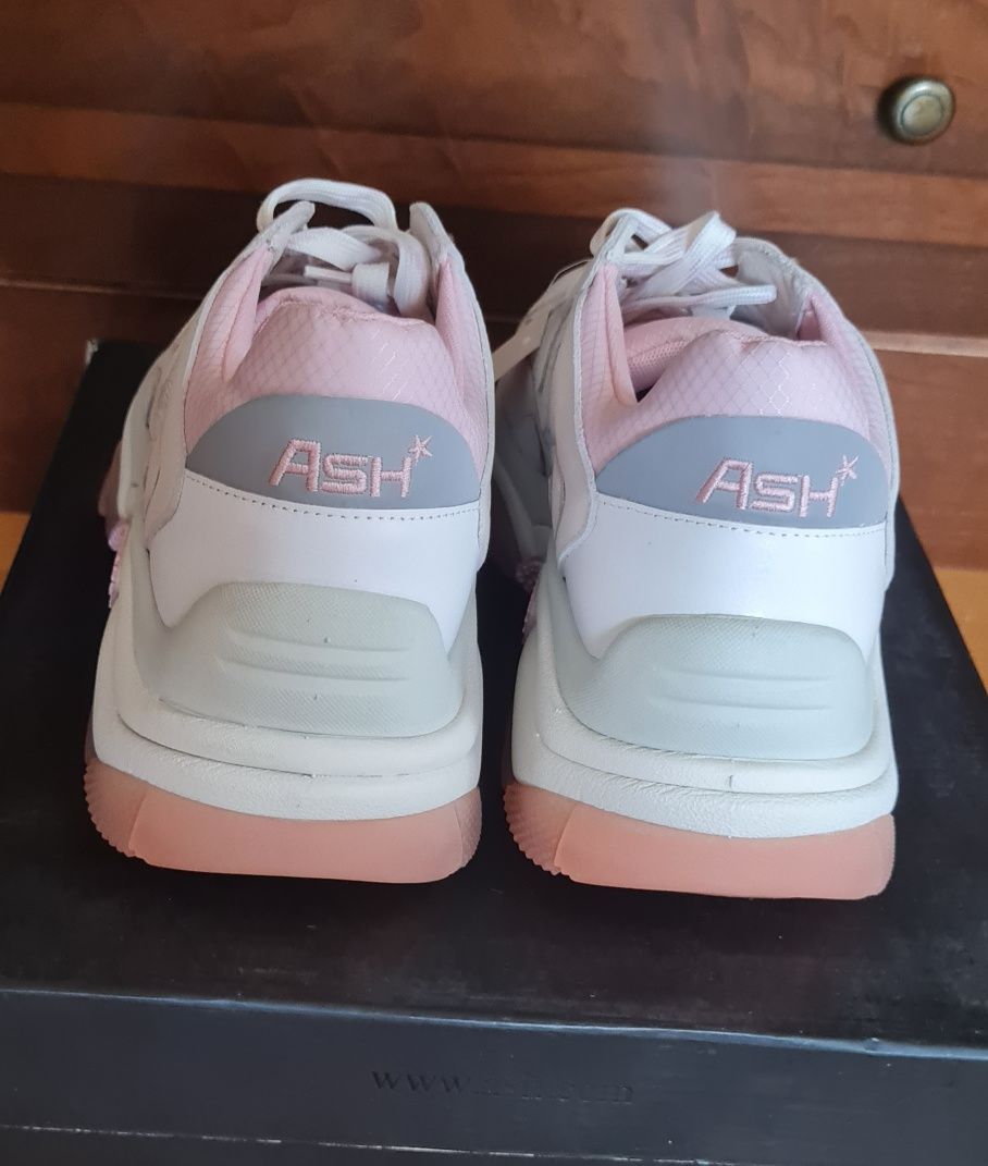 Новые кроссовки Ash Addict Sneakers Италия,  скидка 75%  39 размер
