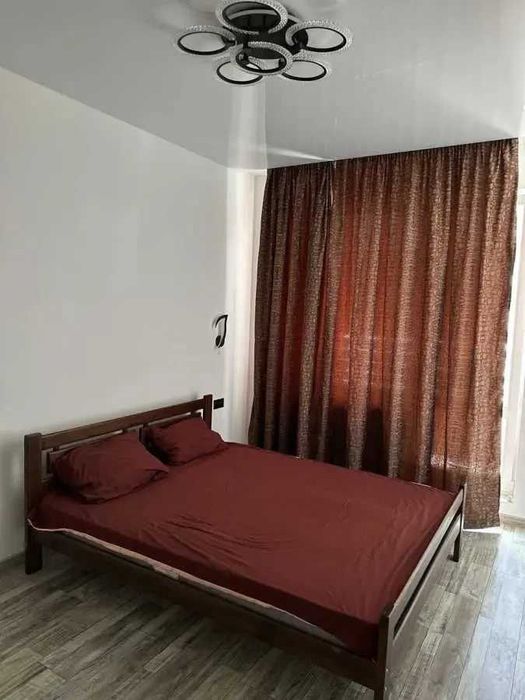 Двустаен имот в кв.Света Троица