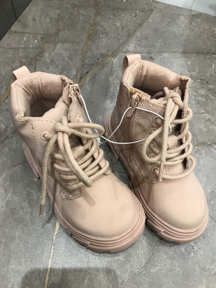 Детские сапожки от Zara
